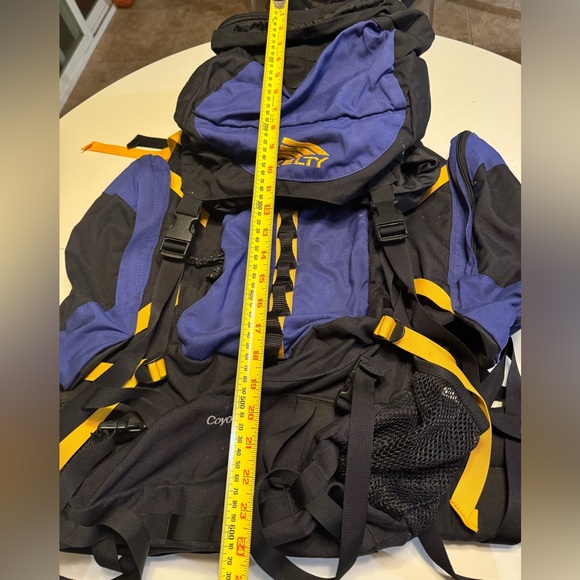 kelty coyote 70 pack women& 39 60-105 Liter Internal Frame Backpack and affordability Kelty Women's Coyote 70 -